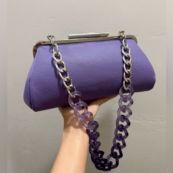 Purple Pebble Calfskin Leather Handmade Push Lock Baguette Bag, Multi Use Style - Picture 3 of 15